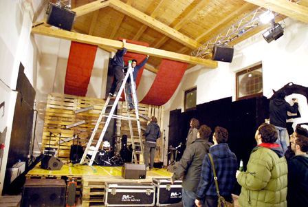 468068_330497383654331_314623571908379_819689_2071773206_o