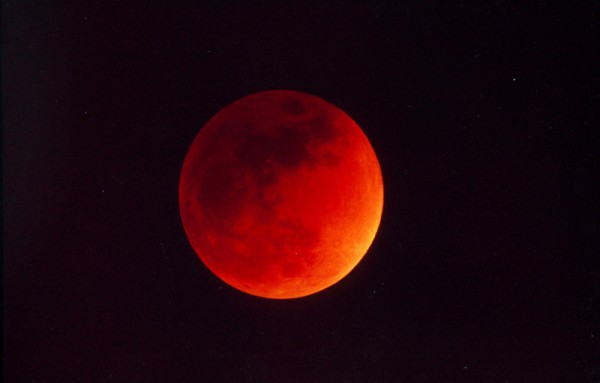 ob_c30037_eclissi-di-luna