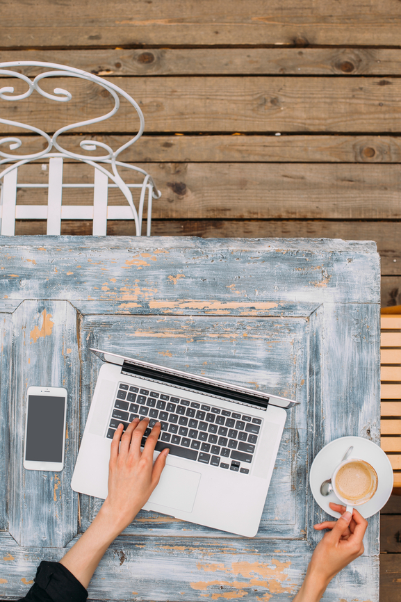 Stocksy_txp33d0b0f341t000_Small_666176